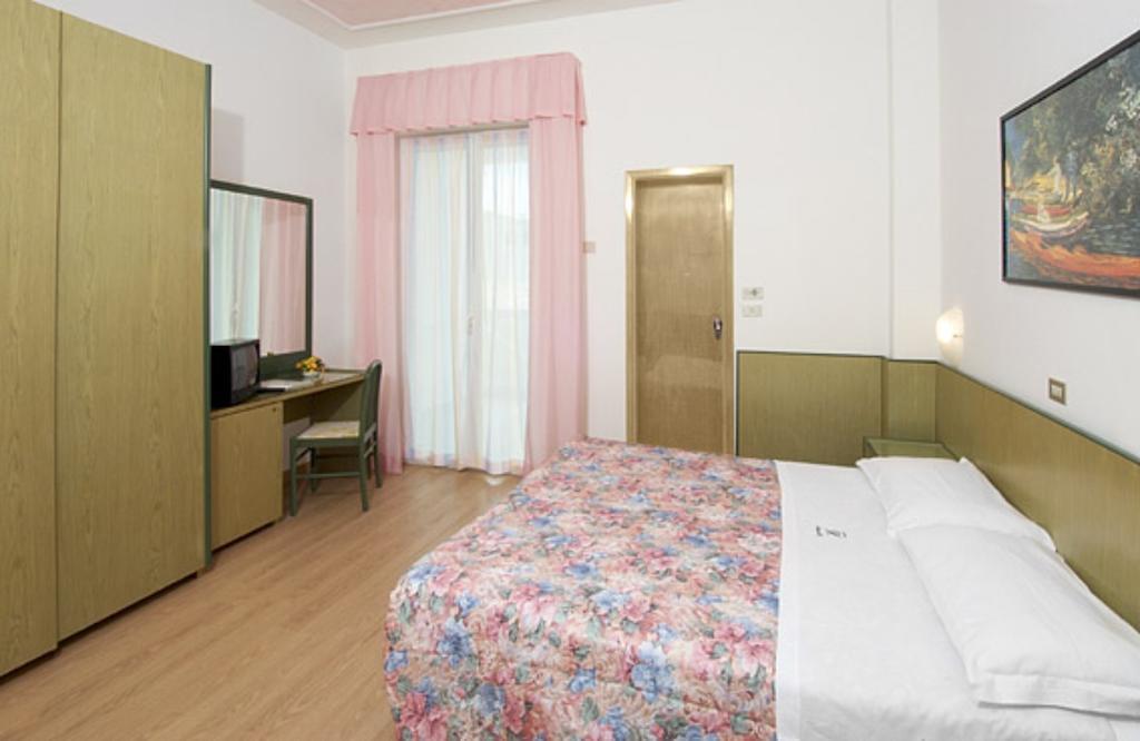 Hotel Antonella & Mael Gatteo a Mare Phòng bức ảnh